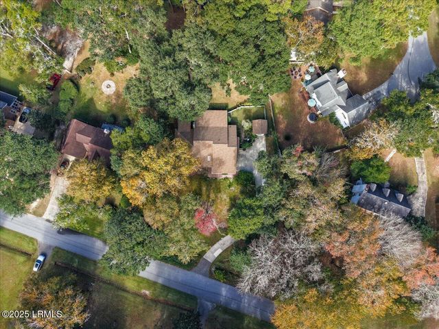 31 Chesterfield Lake Drive, Beaufort, SC 29906