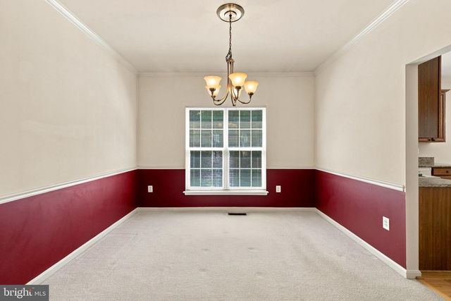 5885 FINCASTLE DR, Manassas, VA 20112