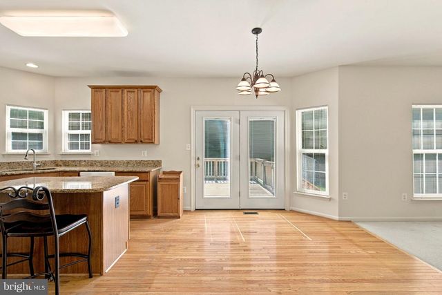5885 FINCASTLE DR, Manassas, VA 20112
