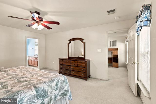 5885 FINCASTLE DR, Manassas, VA 20112