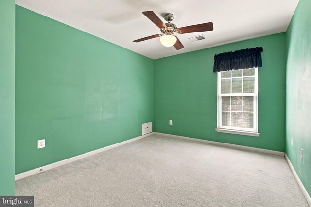 5885 FINCASTLE DR, Manassas, VA 20112