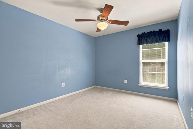 5885 FINCASTLE DR, Manassas, VA 20112