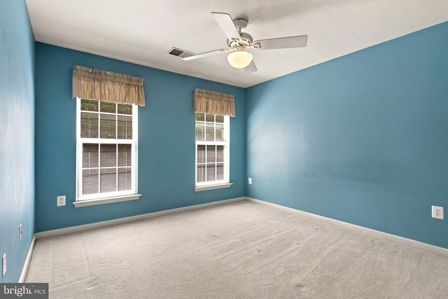 5885 FINCASTLE DR, Manassas, VA 20112