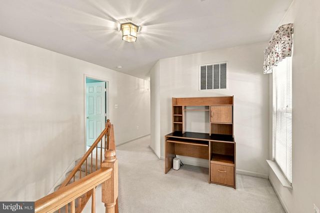 5885 FINCASTLE DR, Manassas, VA 20112