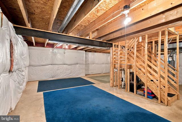 5885 FINCASTLE DR, Manassas, VA 20112