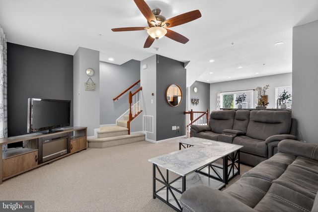 37 S CENTER ST, Hanover, PA 17331