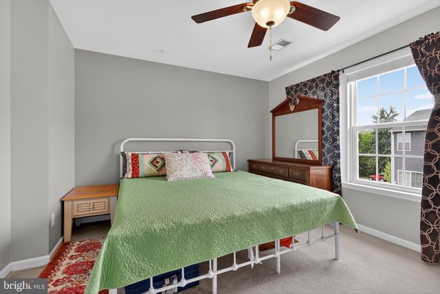 37 S CENTER ST, Hanover, PA 17331
