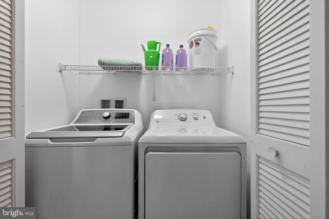 37 S CENTER ST, Hanover, PA 17331