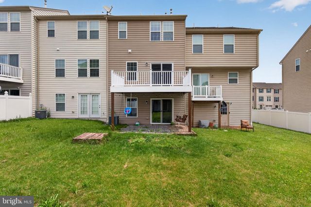 37 S CENTER ST, Hanover, PA 17331