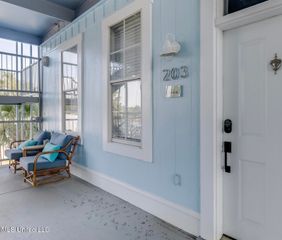 699 Dunbar Avenue, 203, Bay Saint Louis, MS 39520