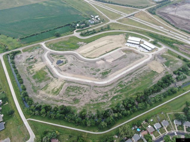 23715 Mary Jo Lane, Waterloo, NE 68069