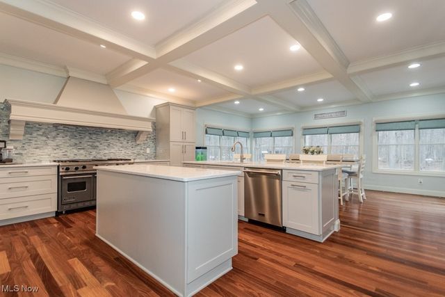 9119 Boyer Lane, Kirtland Hills, OH 44060