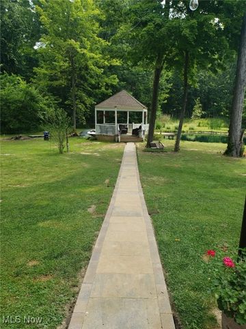 9119 Boyer Lane, Kirtland Hills, OH 44060