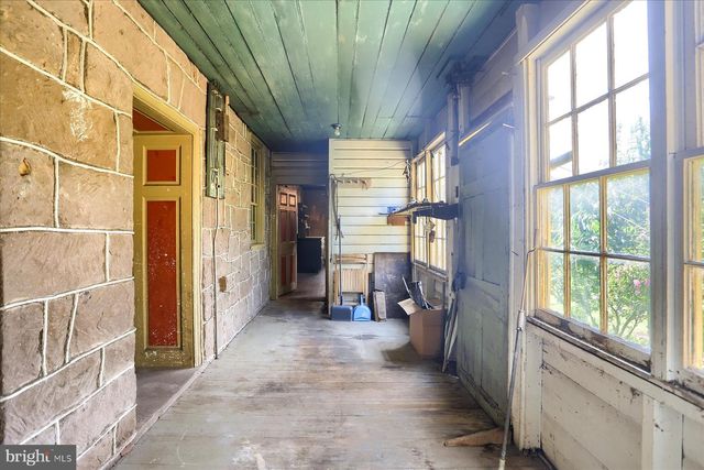 302 W FRONT ST, Lewisberry, PA 17339