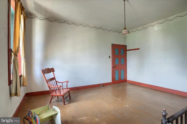 302 W FRONT ST, Lewisberry, PA 17339