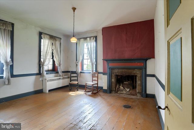 302 W FRONT ST, Lewisberry, PA 17339