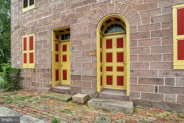 302 W FRONT ST, Lewisberry, PA 17339