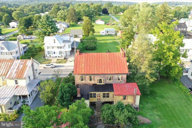 302 W FRONT ST, Lewisberry, PA 17339