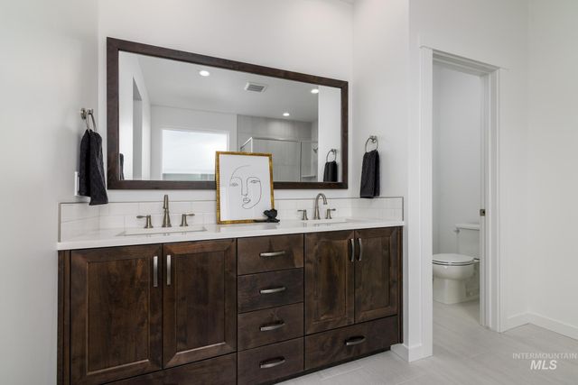 1727 W Arya St, Kuna, ID 83634