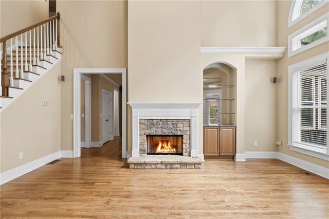 715 Crescent Circle, Canton, GA 30115