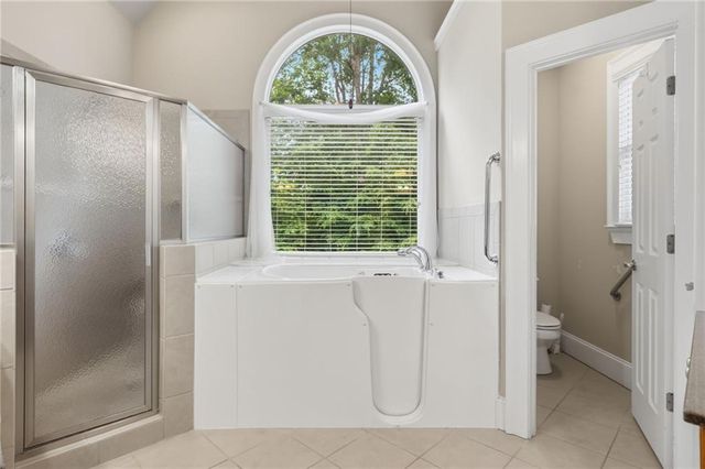 715 Crescent Circle, Canton, GA 30115