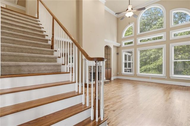715 Crescent Circle, Canton, GA 30115