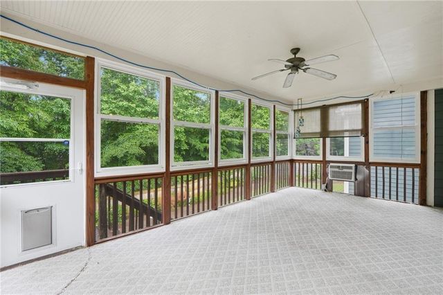 715 Crescent Circle, Canton, GA 30115