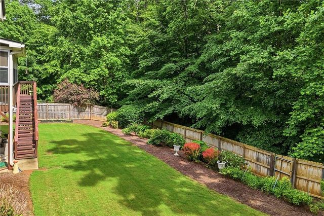 715 Crescent Circle, Canton, GA 30115