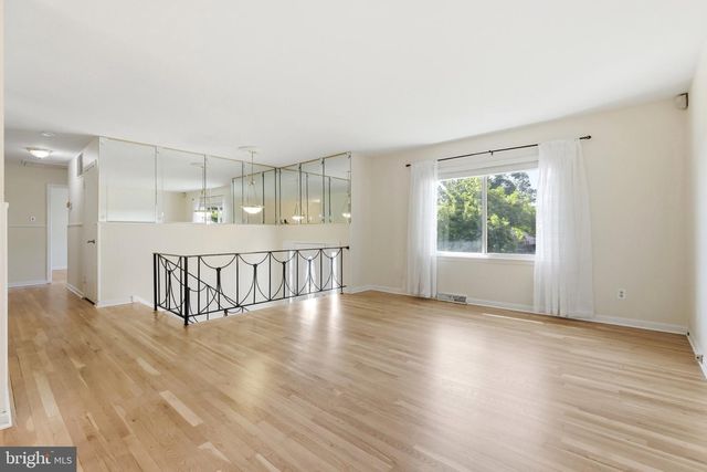 13015 CHALFONT AVE, Fort Washington, MD 20744
