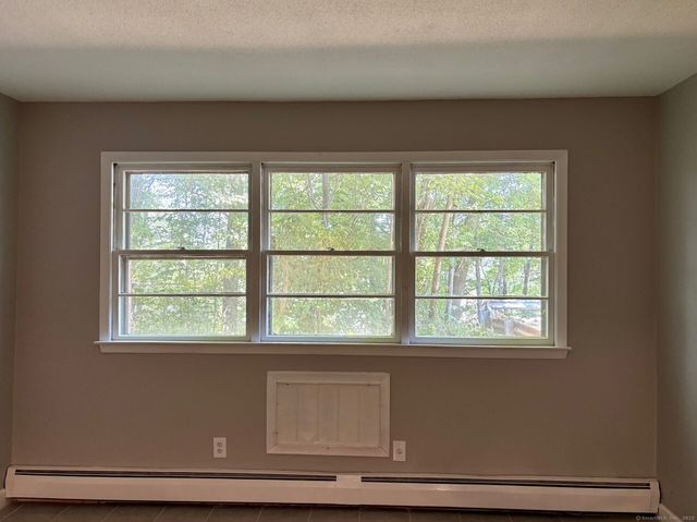 304 Pine Rock Avenue APT C4, Hamden, CT 06514