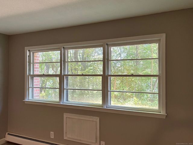 304 Pine Rock Avenue APT C4, Hamden, CT 06514