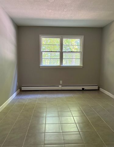 304 Pine Rock Avenue APT C4, Hamden, CT 06514