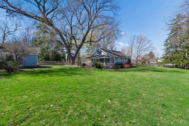 3142 Brooks Lane, Wayzata, MN 55391