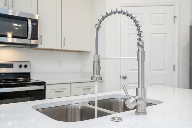 6952 SW 151ST PLACE, Ocala, FL 34473