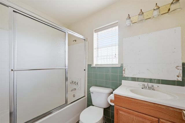 201 West Lane, West Tawakoni, TX 75474