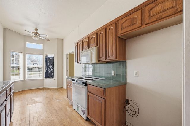 201 West Lane, West Tawakoni, TX 75474