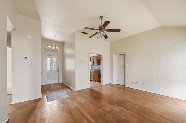 201 West Lane, West Tawakoni, TX 75474