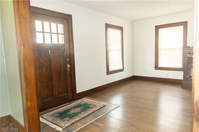 1721 13th Street, Cuyahoga Falls, OH 44223