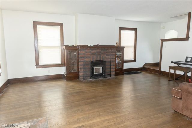 1721 13th Street, Cuyahoga Falls, OH 44223