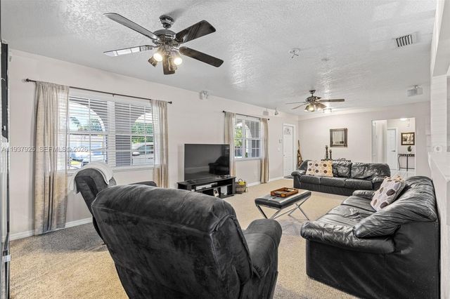 12805 SW 193rd Ter, Miami, FL 33177