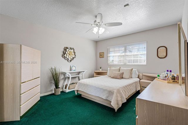 12805 SW 193rd Ter, Miami, FL 33177