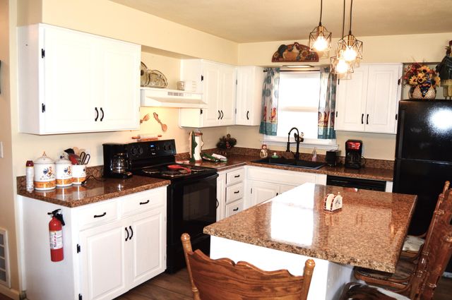 360 Cathy Street, Branson, MO 65616