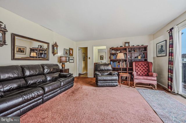 29 PIERSON DR, Hockessin, DE 19707