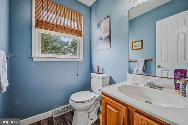 29 PIERSON DR, Hockessin, DE 19707