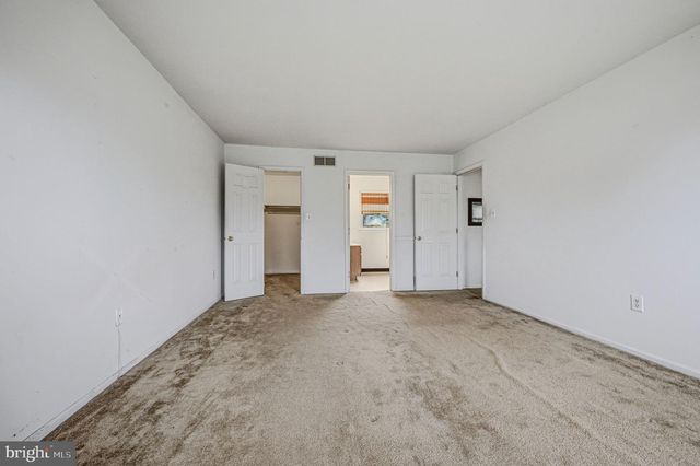 29 PIERSON DR, Hockessin, DE 19707