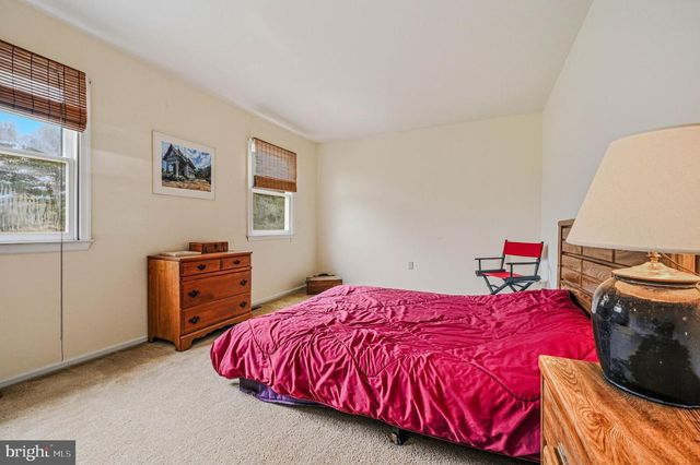 29 PIERSON DR, Hockessin, DE 19707