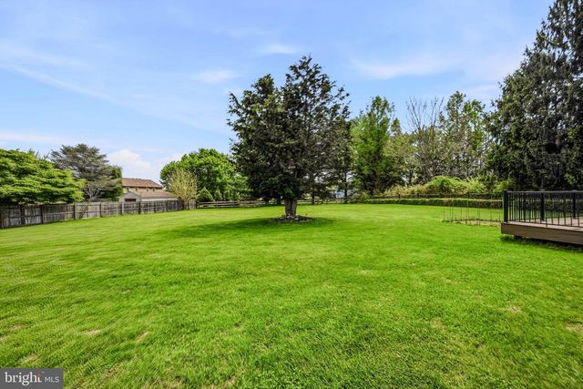 29 PIERSON DR, Hockessin, DE 19707