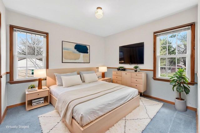 980 Webster AVENUE, Brookfield, WI 53005