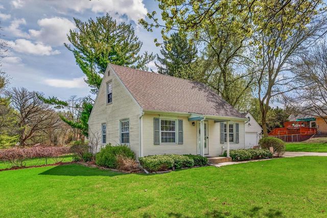 980 Webster AVENUE, Brookfield, WI 53005