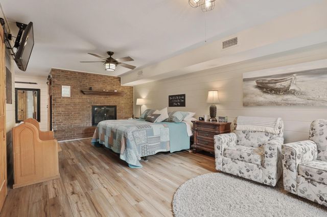 39 Windsor Drive, Pottsboro, TX 75076